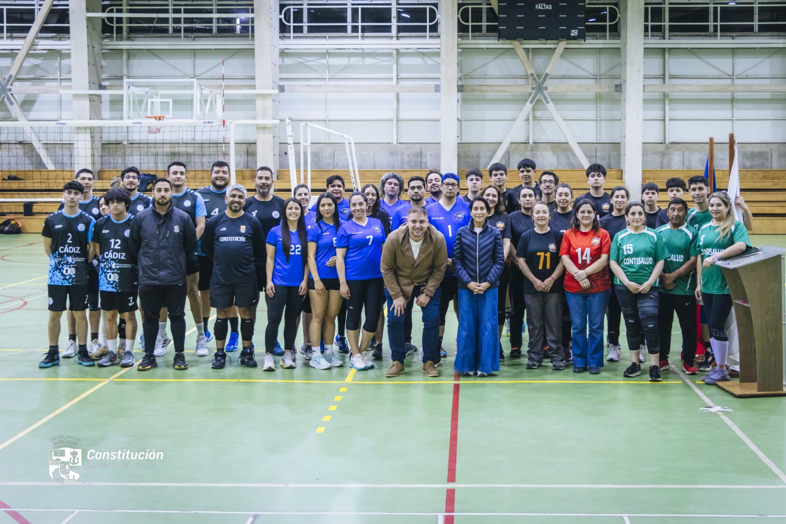 INICIÓ LA LIGA COMUNAL DE VÓLEIBOL EN CONSTITUCIÓN- SALUD Y DEPORTE SE UNEN POR PROMOVER EL DEPORTE EN COMUNIDAD EN CONSTITUCIÓN